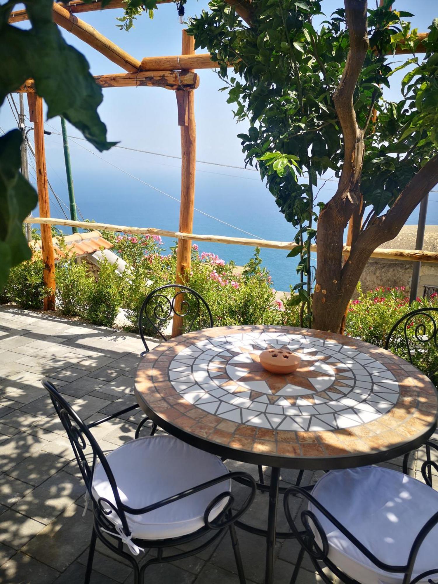 Villa Furoris Apartment Фуроре Экстерьер фото