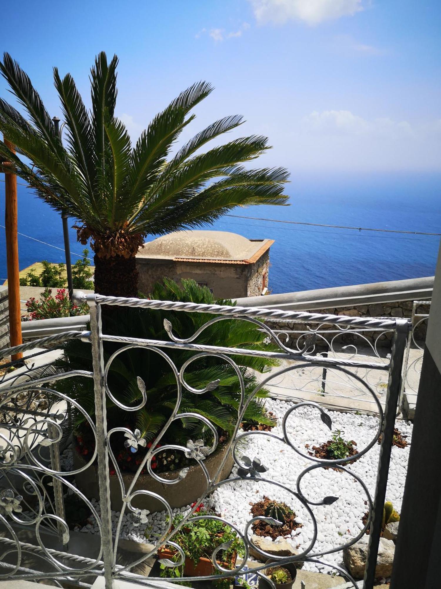 Villa Furoris Apartment Фуроре Экстерьер фото
